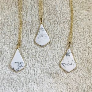 Teardrop Howlite Necklace with Gold Chain